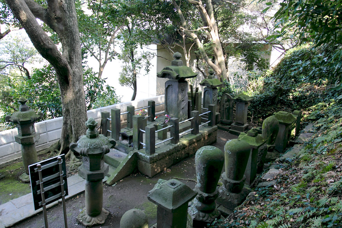 杉山検校の墓