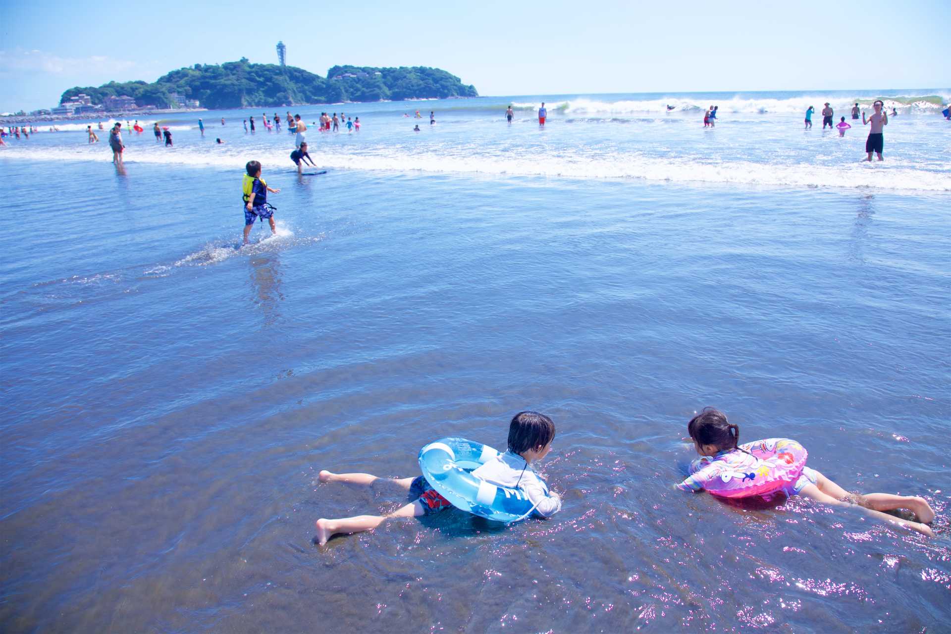 片瀬西浜海水浴場　江ノ島海岸