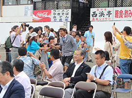 海開きイベントの様子